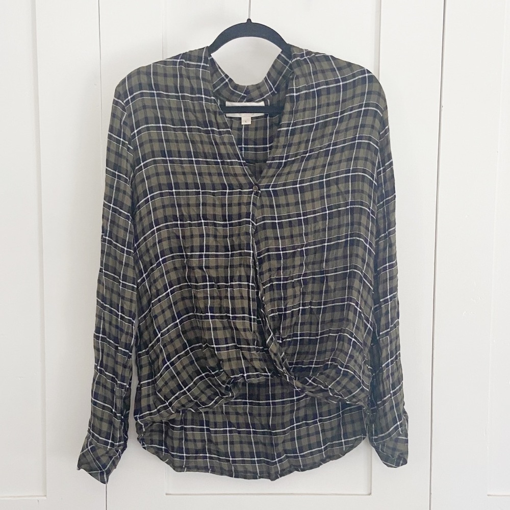 Olive flannel cropped with button & twist front L